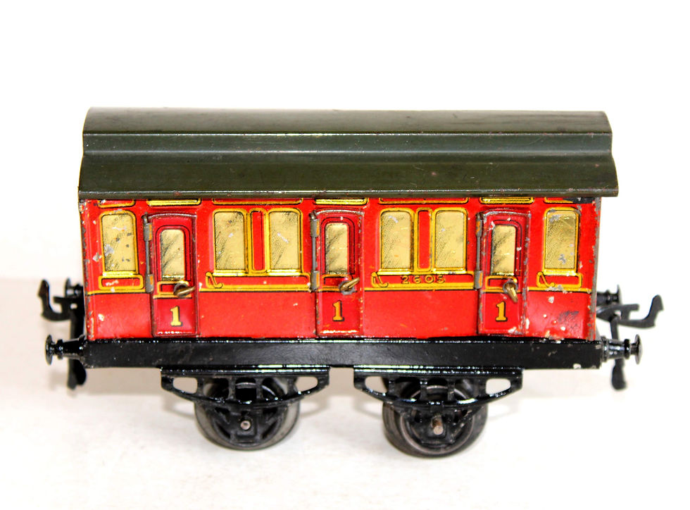 Indexkép: RARE HORNBY 1924 O VOITURE VOYAGEUR A 6 PORTIERE LATERALE OUVRANT 1e CLASSE 2605