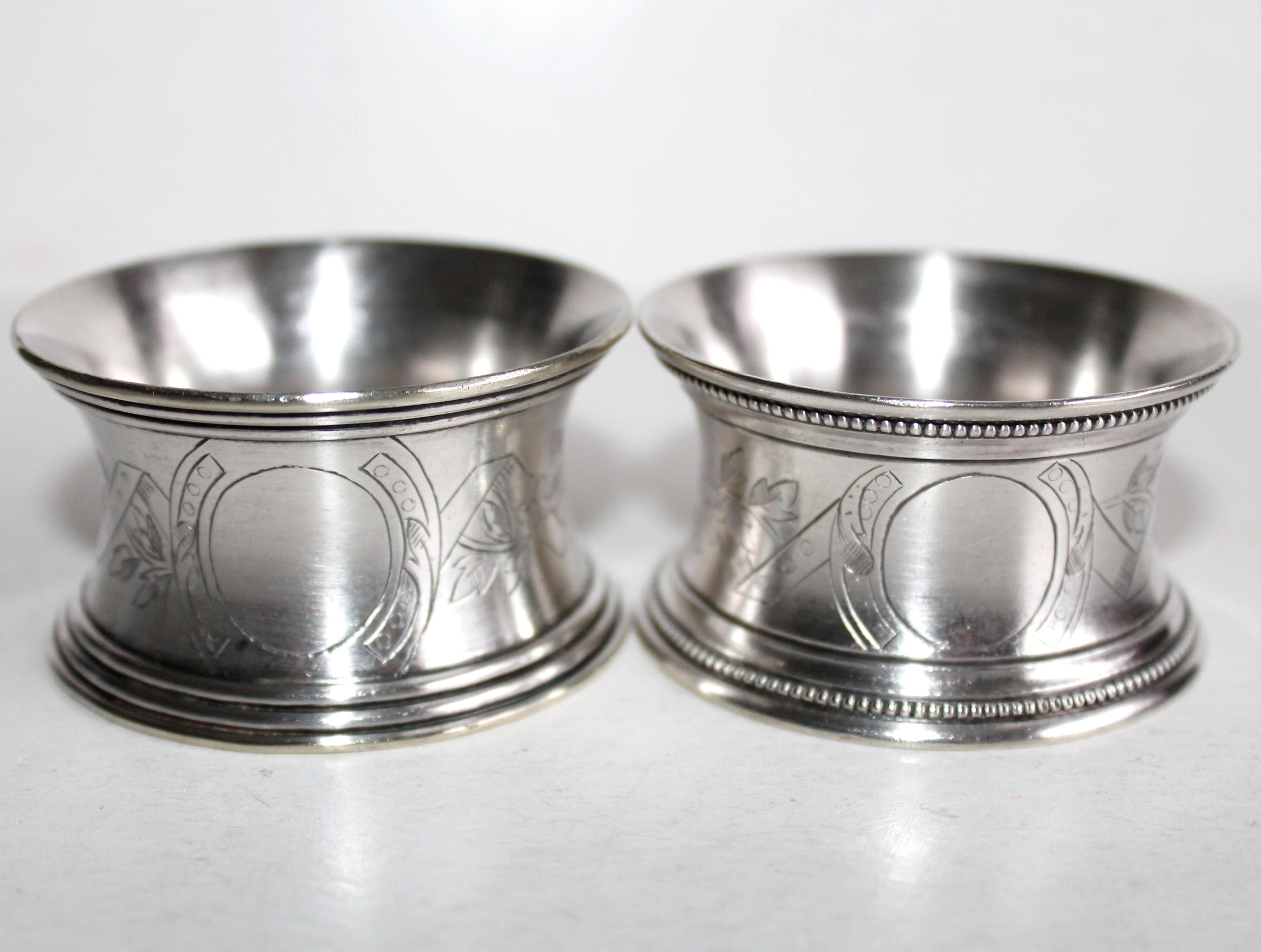 JOLIE PAIRE ROND SERVIETTE XIXe LOUIS XVI METAL BLANC ALFENIDE HALPHEN 3 POINCON