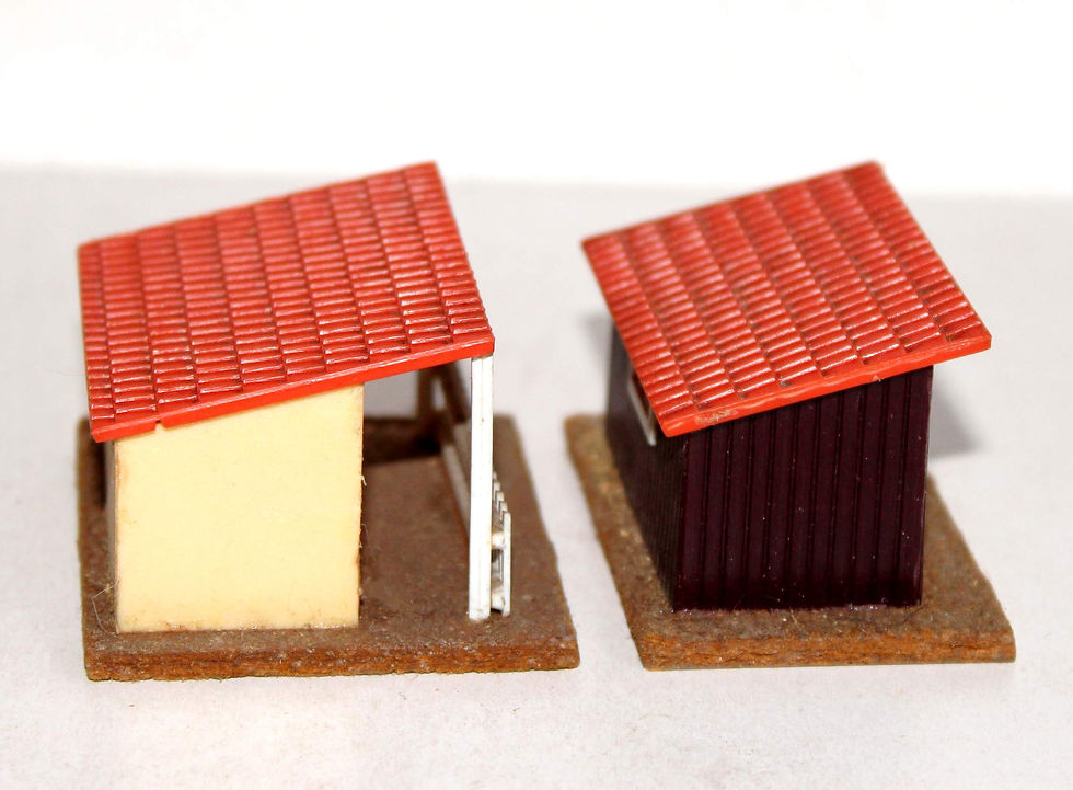 Miniatura: JOUEF HO 1973, 2 MAQUETTE PAVILLON JARDIN + CABANE CHANTIER, CABANON DECOR TRAIN