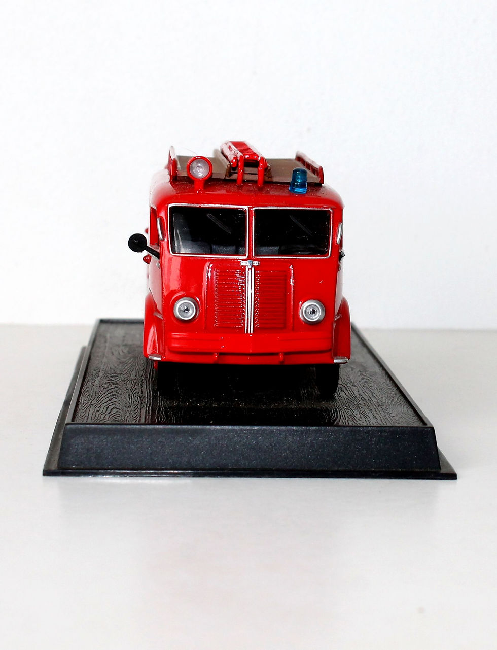 섬네일: RARE MINIATURE - CAMION DE POMPIER DU MONDE - FRANCE 1950 FPM BERLIET GLA 19C 1: