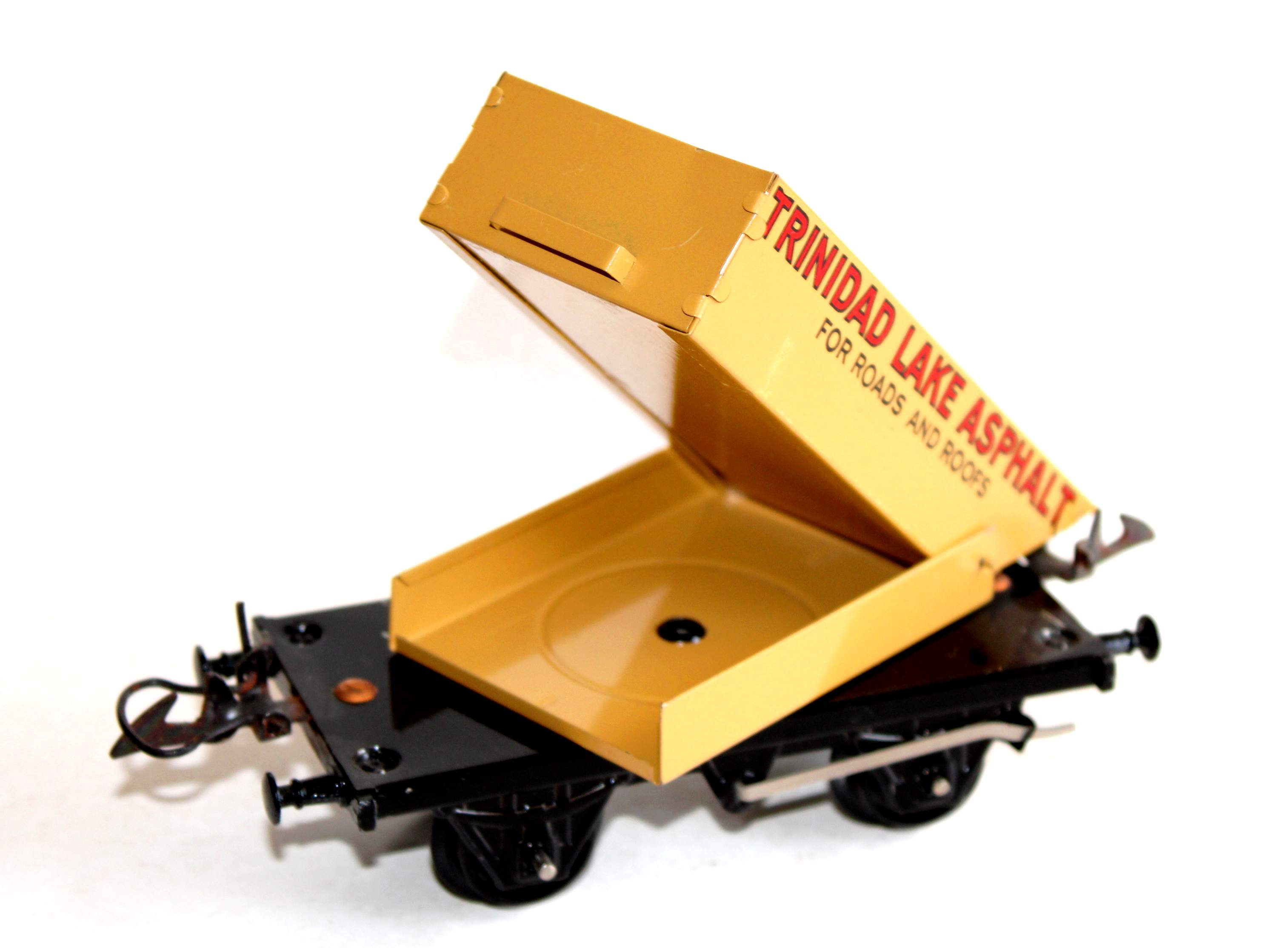 HORNBY O, 1/48 WAGON TOMBEREAU BENNE BASCULANTE PIVOTANTE, TRINIDAD LAKE ASPHALT