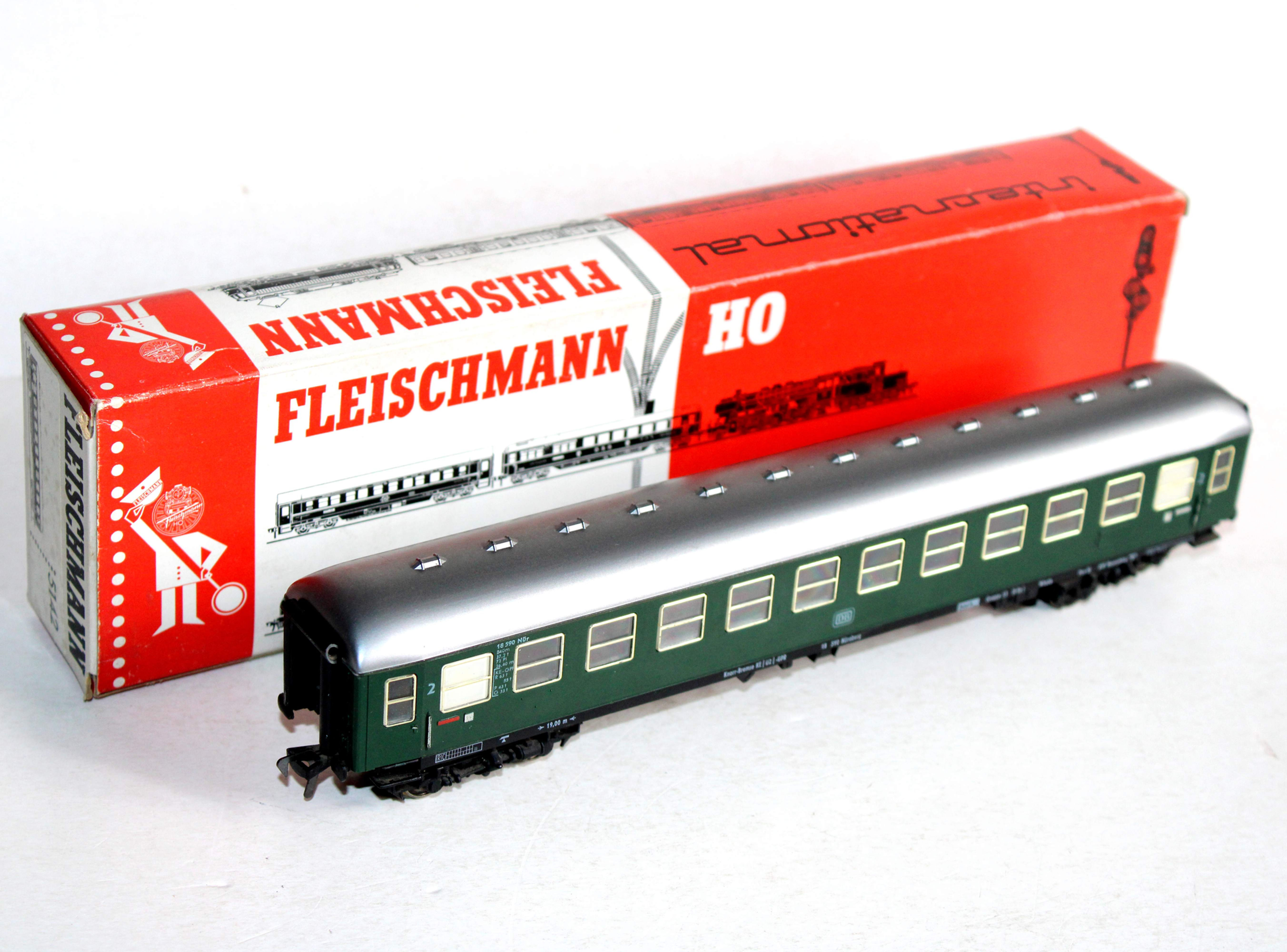 FLEISCHMANN HO 1502 VOITURE VOYAGEUR GRANDES LIGNES 2e CLASSE, DB WAGON PASSAGER