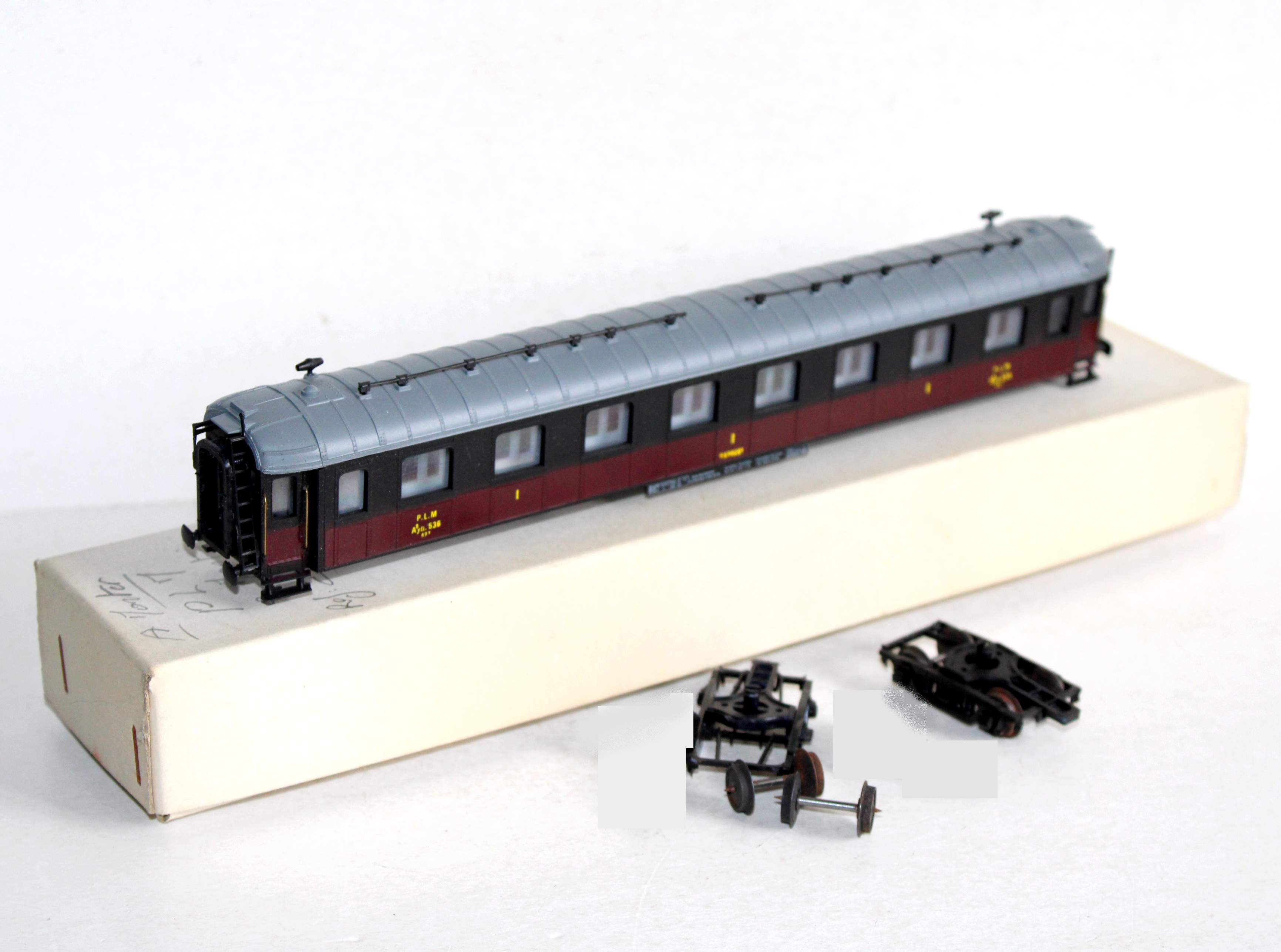 FRANCE TRAINS HO 251 VOITURE VOYAGEUR PLM EXPRESS, 1e CLASSE, OCEM WAGON AMENAGÉ