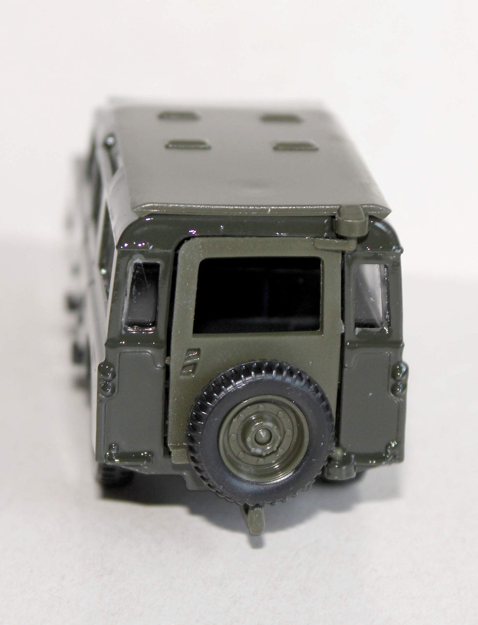 Miniatyrbild: SOLIDO 1/43 N°75 LAND ROVER " 109 " VOITURE AUTOMOBILE MINIATURE REPLIQUE