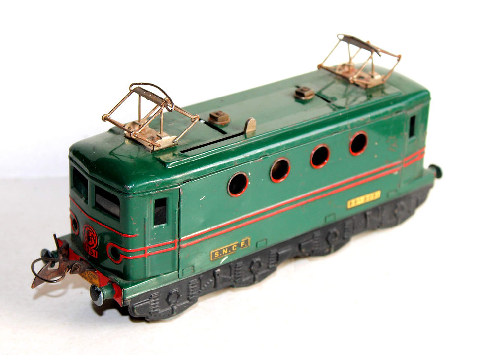 HORNBY 1/48 O REF OBB, LOCOMOTIVE MOTRICE ELECTRIQUE TYPE 1B1 SNCF BB 8051 TRAIN