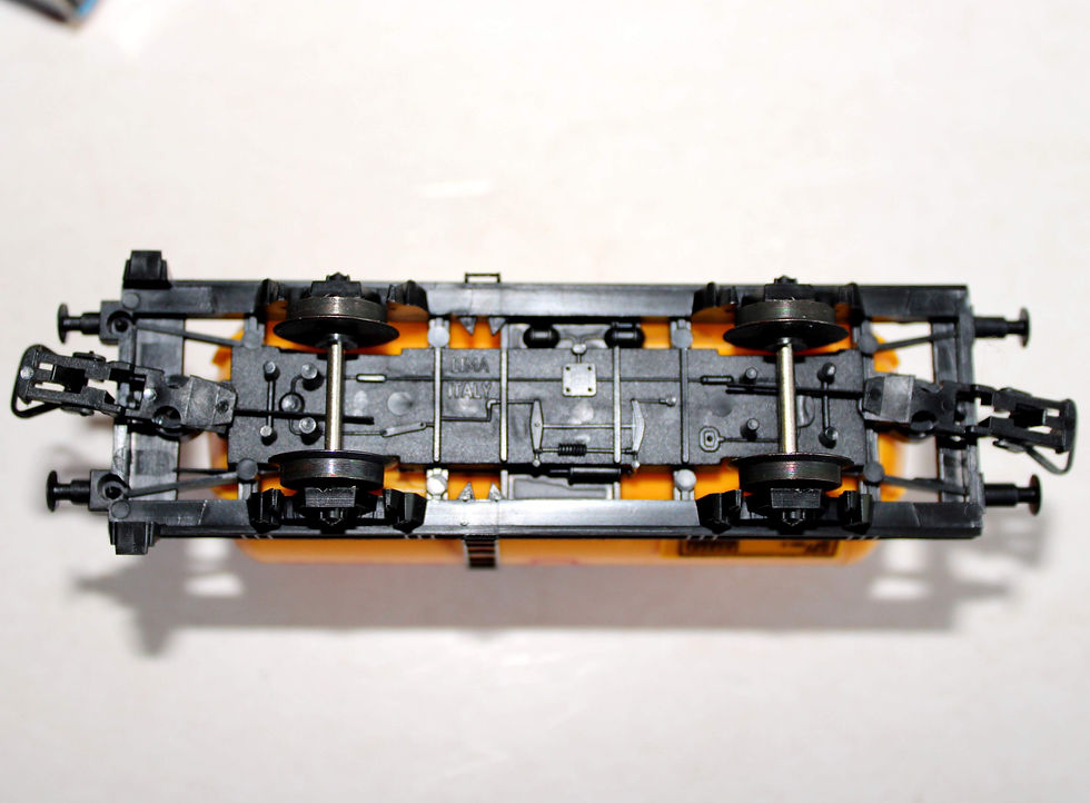 Miniatura: LIMA HO 30 2713 WAGON CITERNE SHELL WAGON PLATEFORME PORTE RESERVOIR ESSENCE, FS