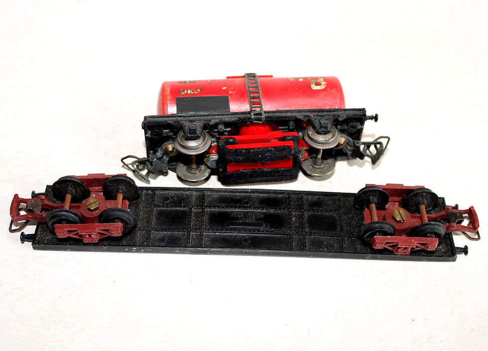 Miniaturebillede: JOUEF HO 6495 WAGON CITERNE ENTRETIEN NETTOYEUR RAIL VB + WAGON PLAT, PLATEFORME