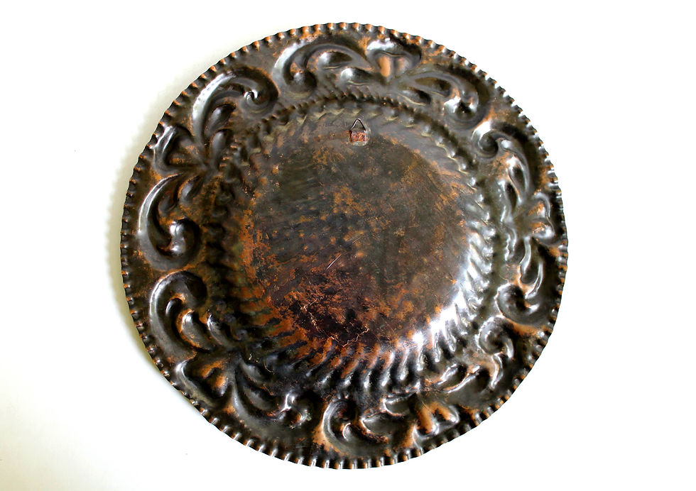 Indexkép: ANCIEN PLATEAU, ASSIETTE DECORATIVE en CUIVRE MARTELÉ FAIT MAIN ARTISANAL D:29cm
