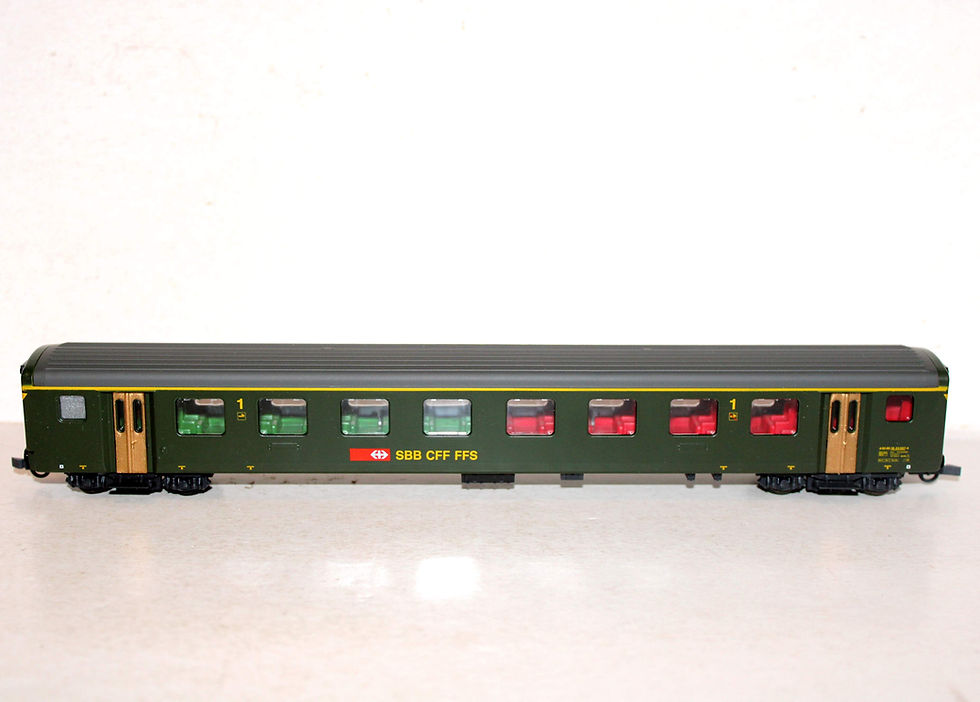 Indexkép: ROCO 1/87 HO 44329 VOITURE VOYAGEUR SUISSE, 1e CLASSE SBB CFF FFS, WAGON AMENAGÉ