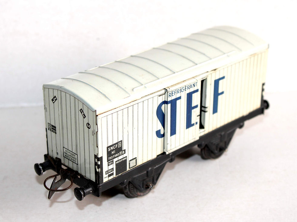 Miniatyrbild: HORNBY O 1/48 N° I S, WAGON REFRIGERANT STEF FOURGON FRIGORIFIQUE ISOTHERME SNCF