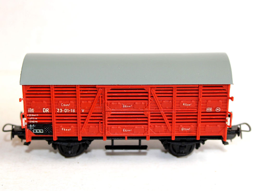 섬네일: PIKO HO 5/6447/010 WAGON COUVERT A CLAIRE VOIE BESTIAUX BETAILLERE TRANSPORT DR
