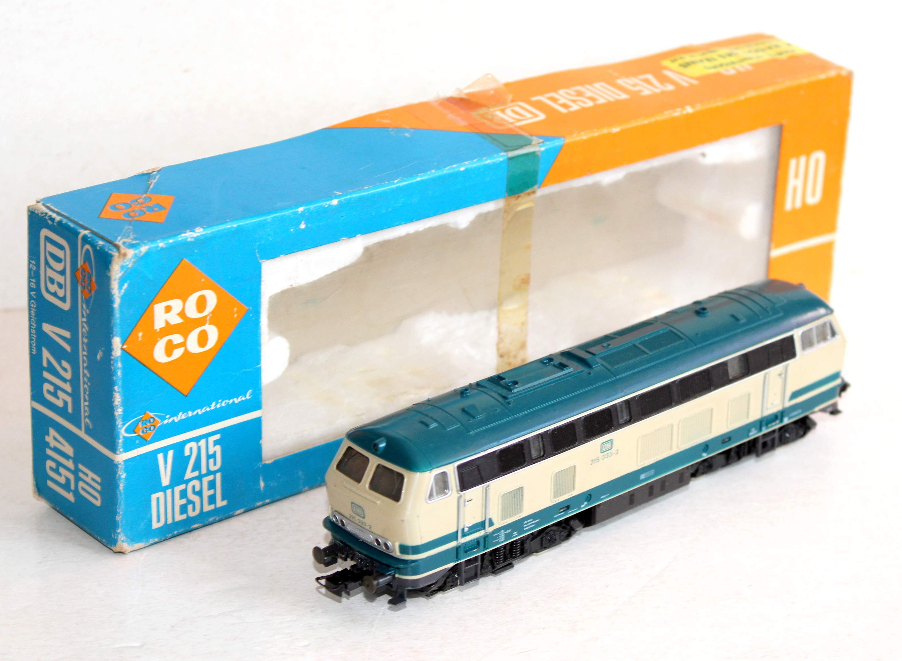 ROCO HO 4151 B, LOCOMOTIVE MOTRICE DIESEL DB V 215 033-2 HYDRAULIQUE, MOTEUR OK