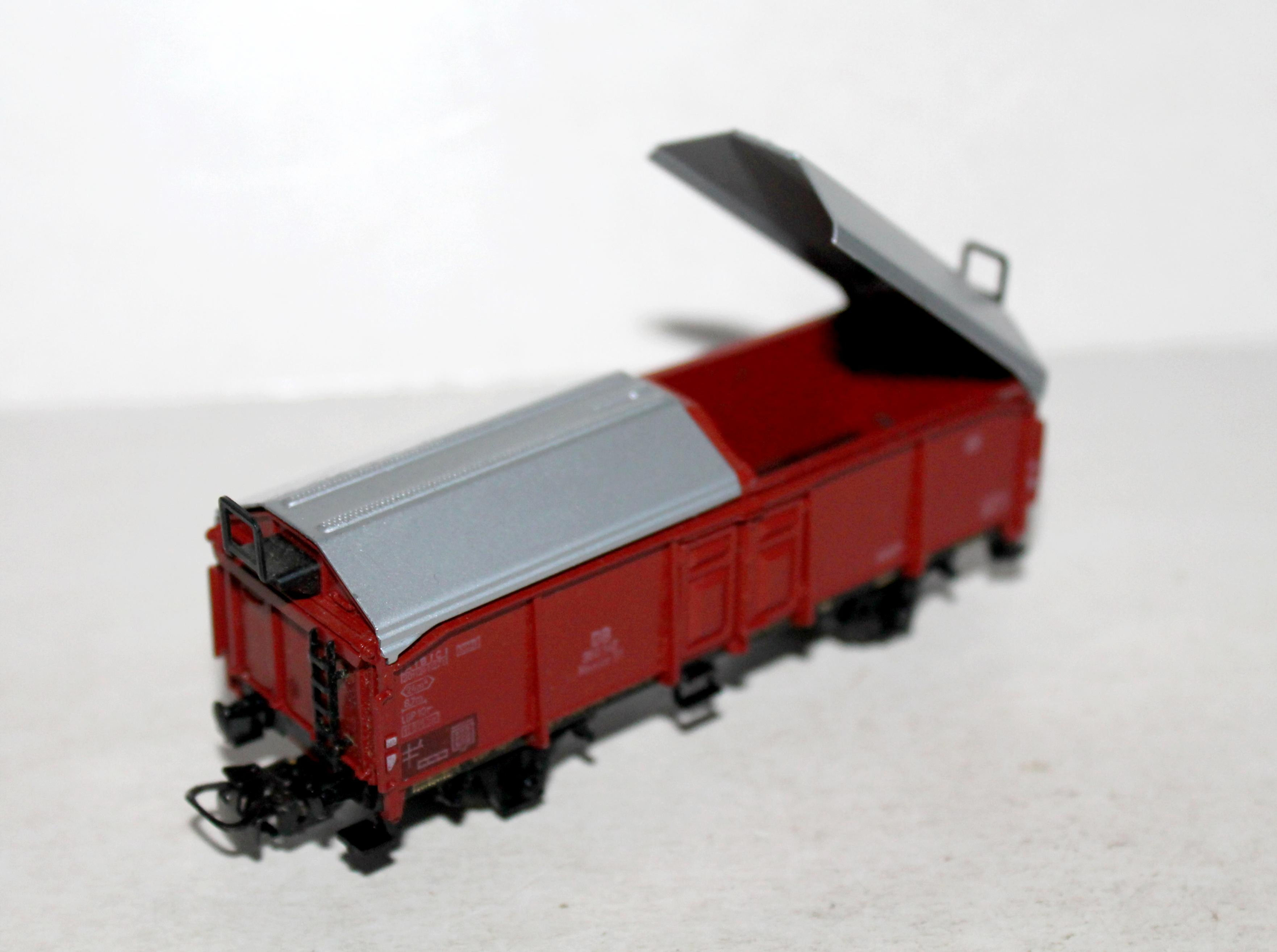 MARKLIN HO N°4619 WAGON A TOIT OUVRANT FOURGON TRANSPORT MARCHANDISE DB 360 142