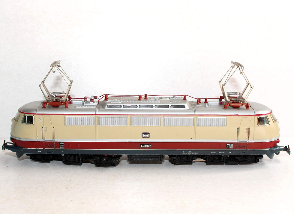 Μικρογραφία: MARKLIN HO 3053 LOCOMOTIVE MOTRICE ELECTRIQUE TEE DB BR 103 002 3 RAIL ANALOGIQU