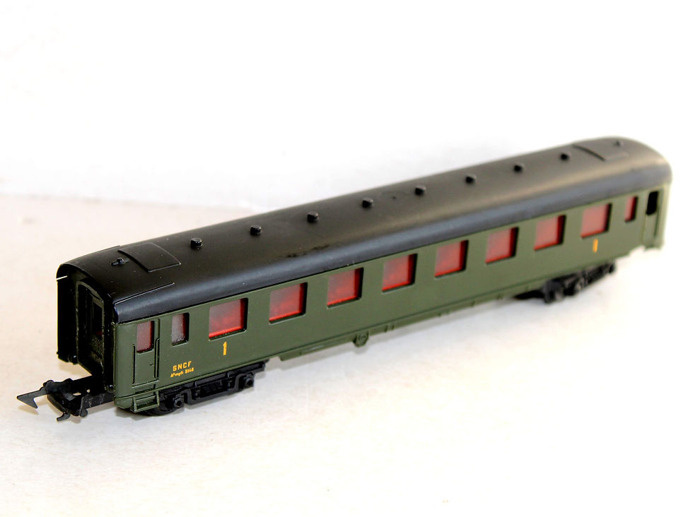 JOUEF HO 452 VOITURE VOYAGEUR FORESTIER 1e Cl. DEV AO WAGON COMPARTIMENT AMENAGÉ