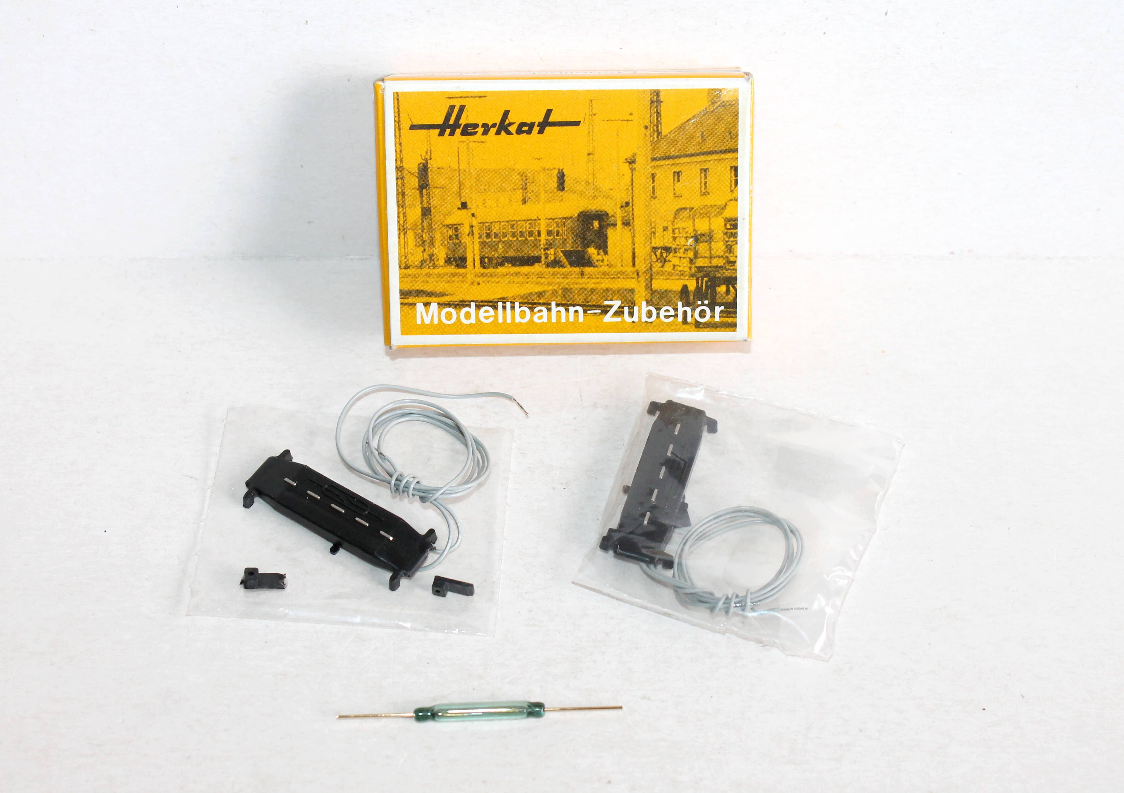 HERKAT - 2 CONTACT DE COMMUTATION POUR RAIL - SCHALTKONTAKT 1821 - HO TRAIN NEUF