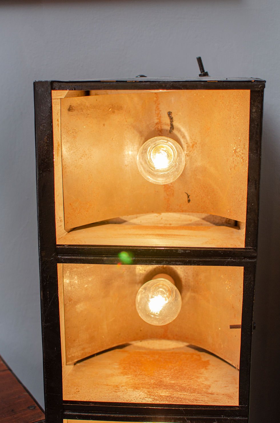 Thumbnail: Retro Theatre 9 Bulb light 13