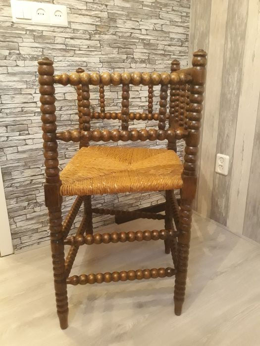 An oak wooden Bobbin turned chair