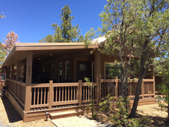 Woodfield Cabin with Deck and Laundry Room Addition