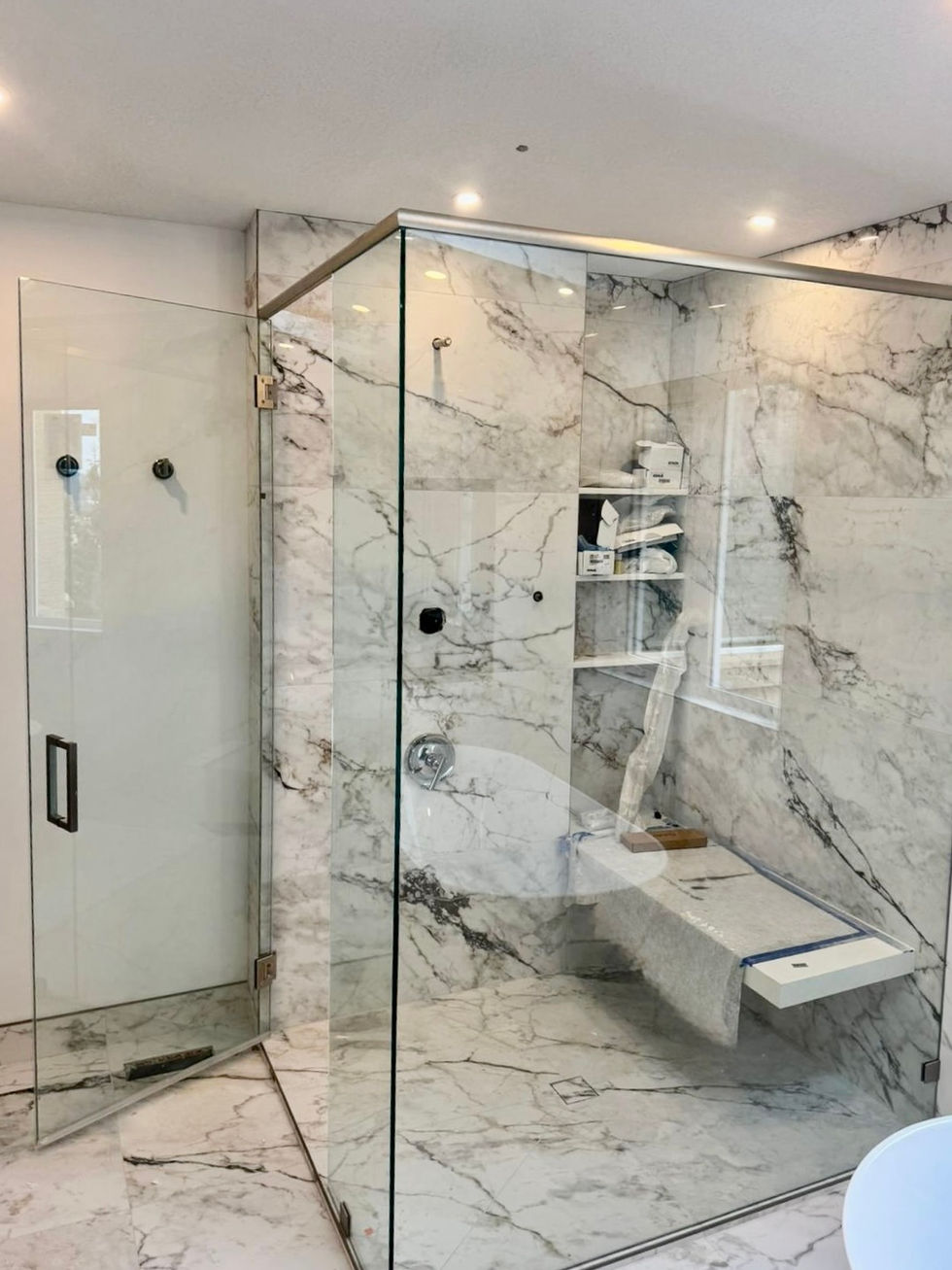 Curbless shower