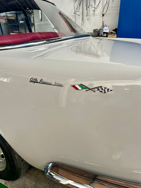 Alfa Romeo Vignale 2000 logo