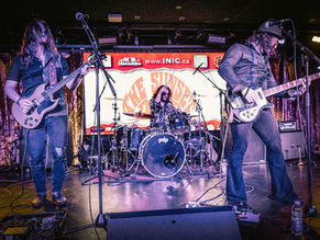 MONTREAL'S THE SUNSET DRIP ROLL INTO INDIE NIGHT IN CANADA AND KICK ASS