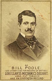 Retrato de Bill Poole de una tarjeta de perfil de boxeador de una compañía tabacalera, alrededor de finales de la década de 1880.