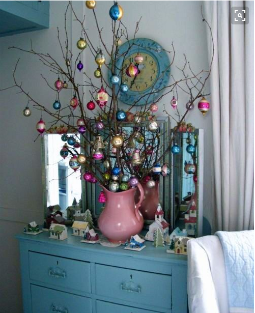 pink and blue Christmas decorationss