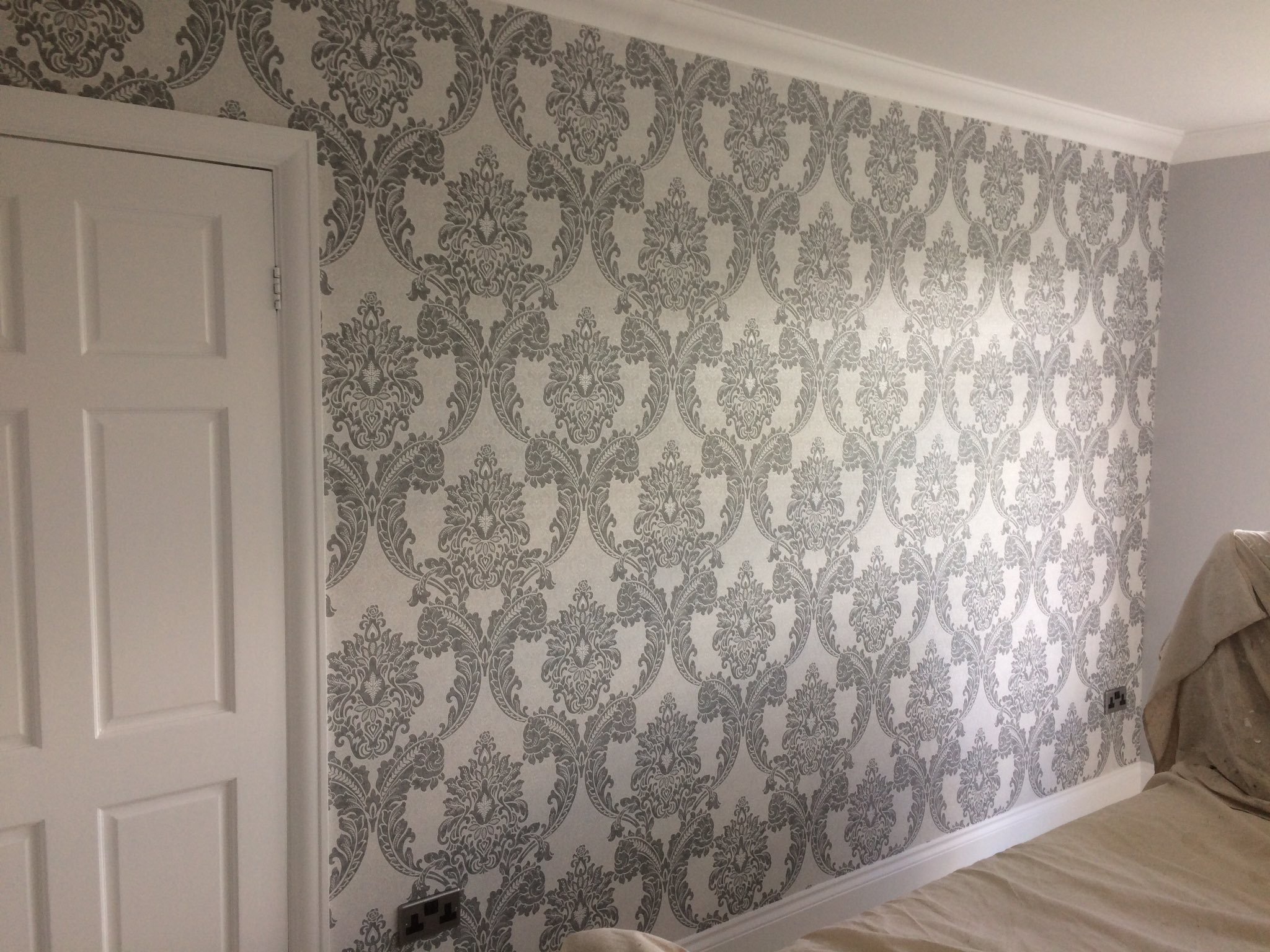 Feature wallpaper in Beckenham