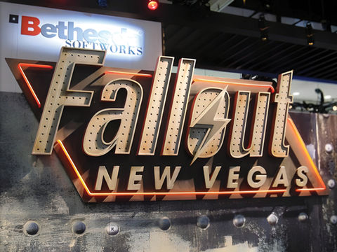 Fallout New Vegas Sign: A striking 3D sign for the game "Fallout: New Vegas," featuring the iconic font with metal accents and neon lighting, evoking the post-apocalyptic, retro-futuristic aesthetic of the game series.