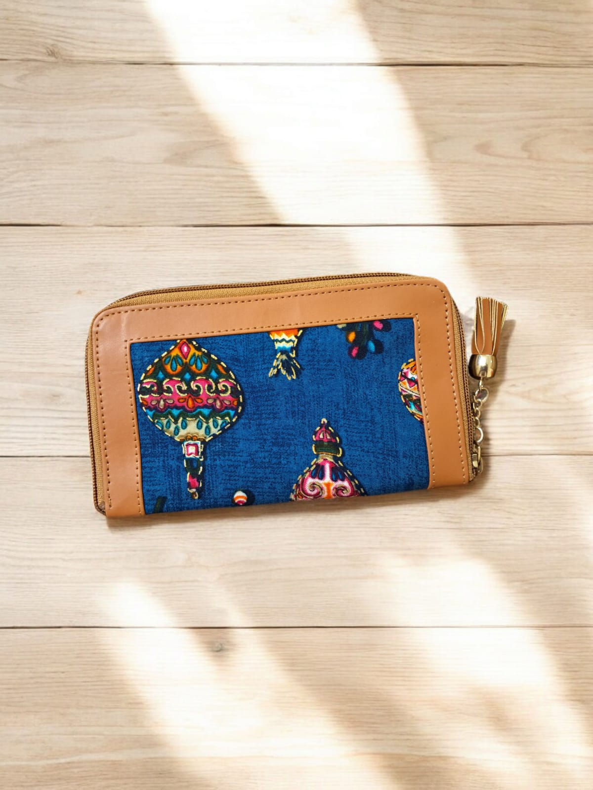 Festive Embroidered Clutch (CB3)