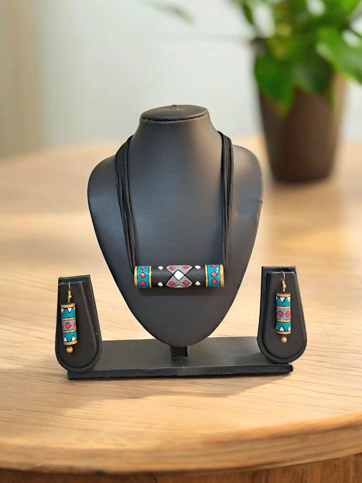 Terracotta earrings & necklace set (TS38)