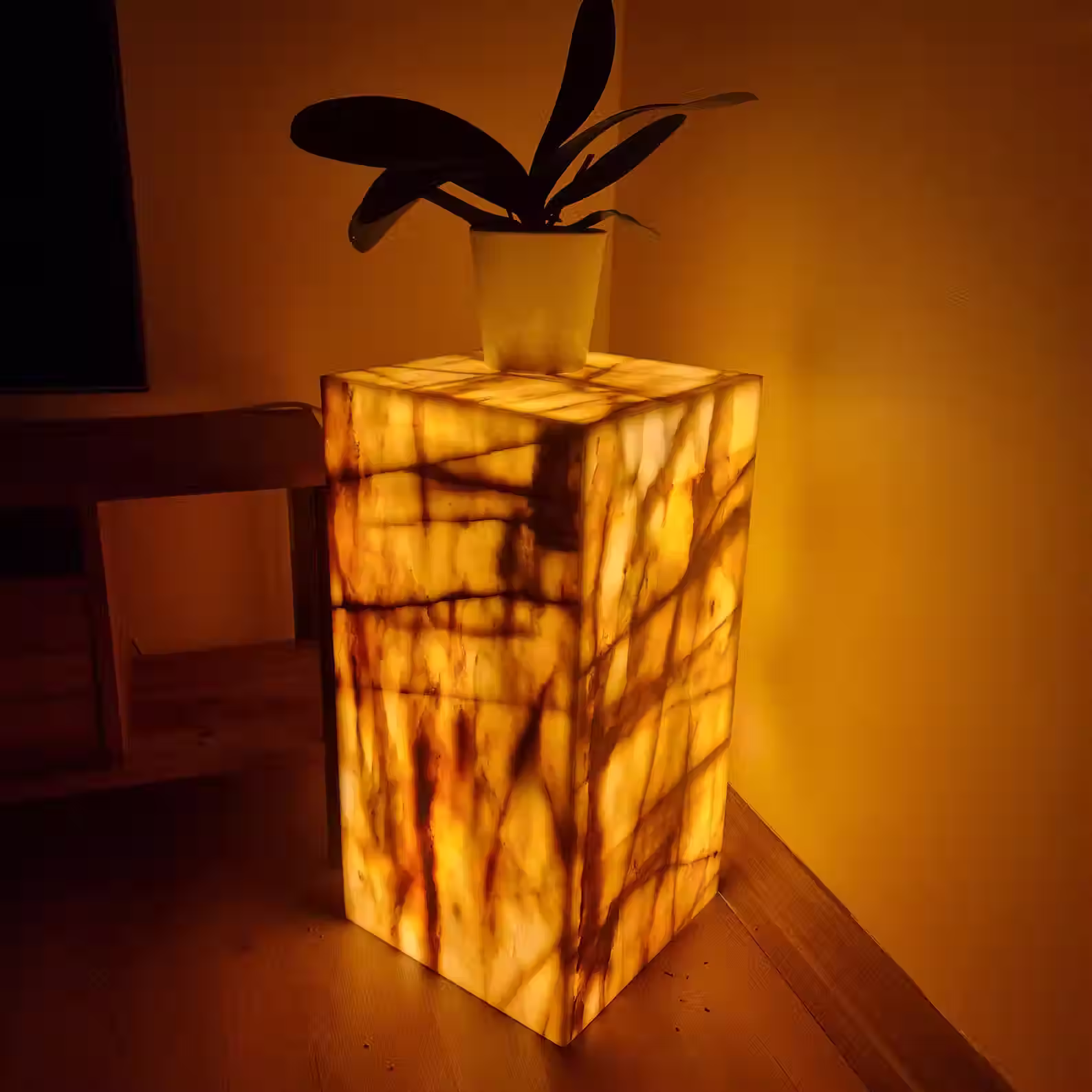 Golden Amber Onyx Plinth