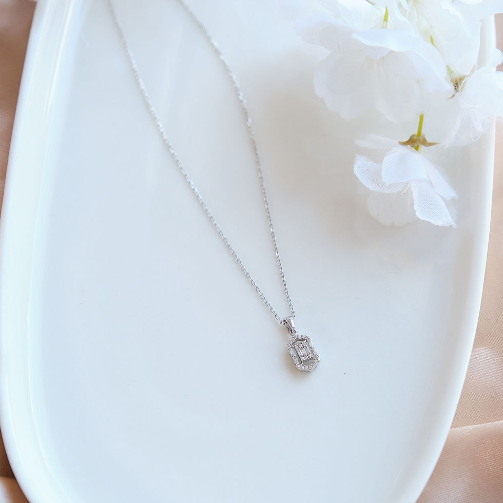 925 Ayar Gümüş Kadın Zirkon Taş İşlemeli Baget Kolye