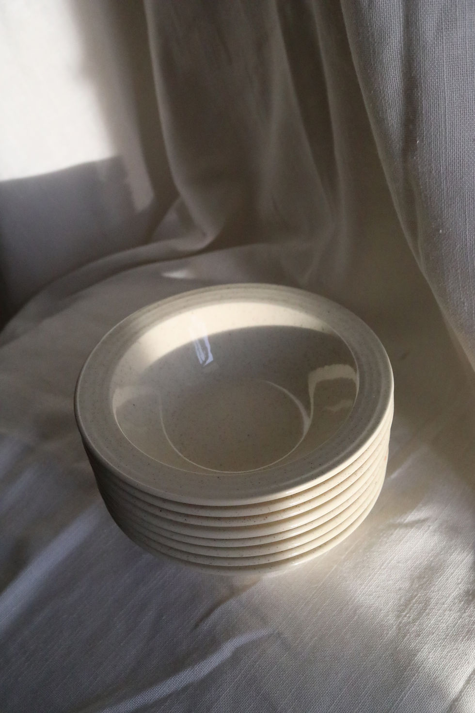 Thumbnail: Beige Bowls