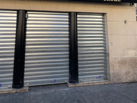 ✨ MelkFermetures – Spécialiste en dépannage et réparation de rideaux métalliques, portes de garage et volets roulants à Marseille et alentours ✨