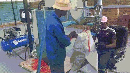 WhatsApp+Video+2025-07-08+at+13.33.56+(1).gif