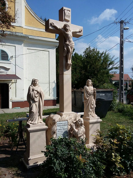 Feszület restaurálás | Parlag Kőszobrászati Stúdió, Vecsés