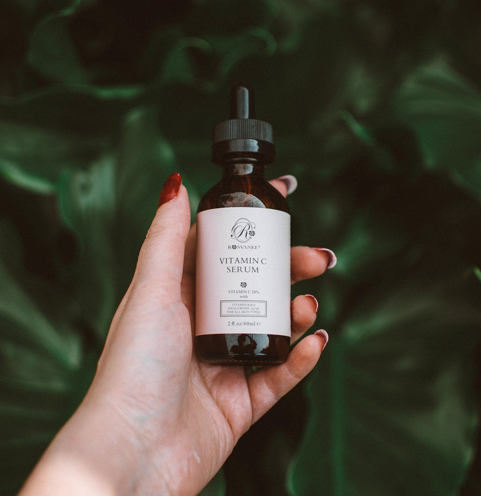 Learn to Use Face Acids and Complete Your Skincare Routine