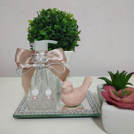 Kit Saboneteira Clean R$54,90