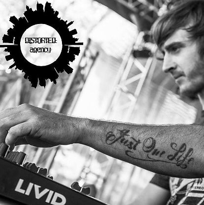 70279560_122548635781850_752782208773862