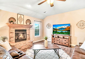 HS - 1117 Stephanie - Altus - Medium-5.j