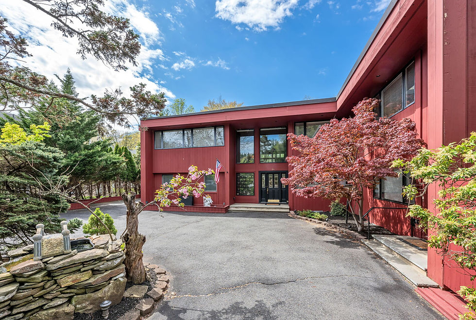 Luxury Home presented by Bergen County's Top Real Estate Agents, The Gill Group.