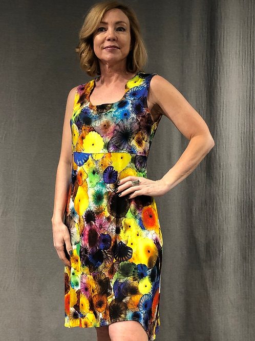 Robe taille empire trou-de-serrure ondulée S687