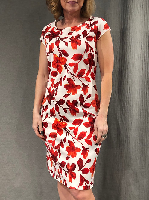 Robe droite manche cape à fentes arrondies S551