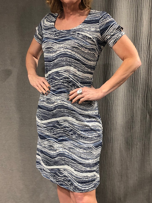Robe évasée biaisée ouverture à la manche S522