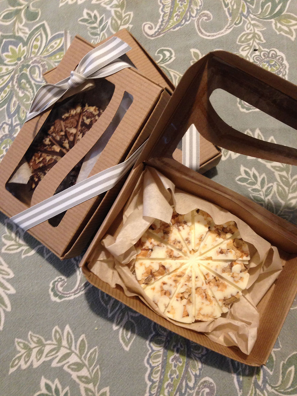 Hazelnut Praline Chocolate Disc