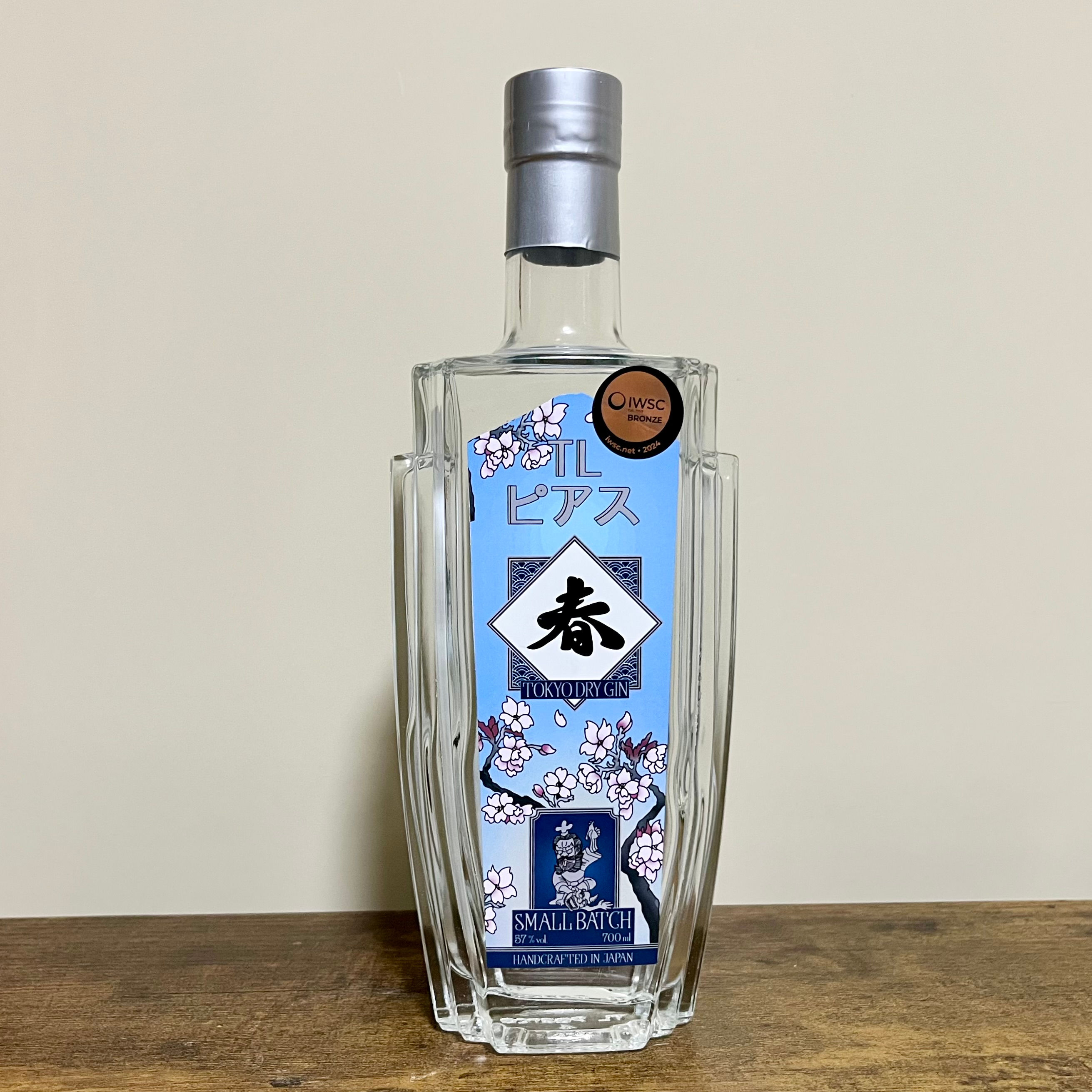 TLピアス 春 トーキョードライジン　700ml