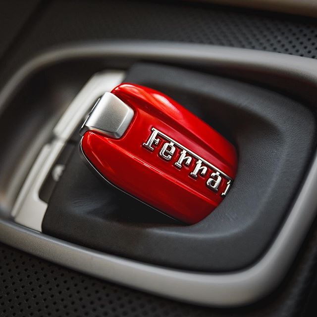 Ferrari Portofino luxurycarrentalsoftx