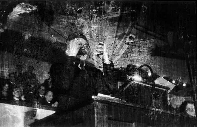 Photo by Robert Capa